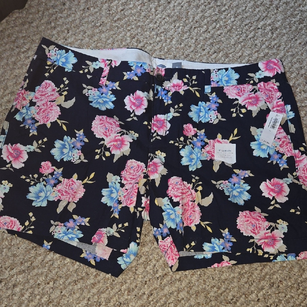 Old Navy Floral Shorts nwt